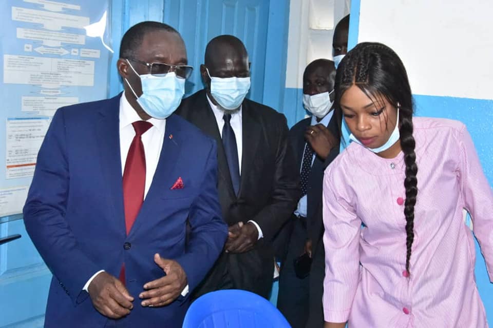 Gbeleban, 70 km d'Odienné, frontière CI-Guinée: Le ministre de la Santé et de l'Hygiène Publique Dr Aka Aouélé a visité ce mardi 11 Août 2020, les établissements sanitaires du département.