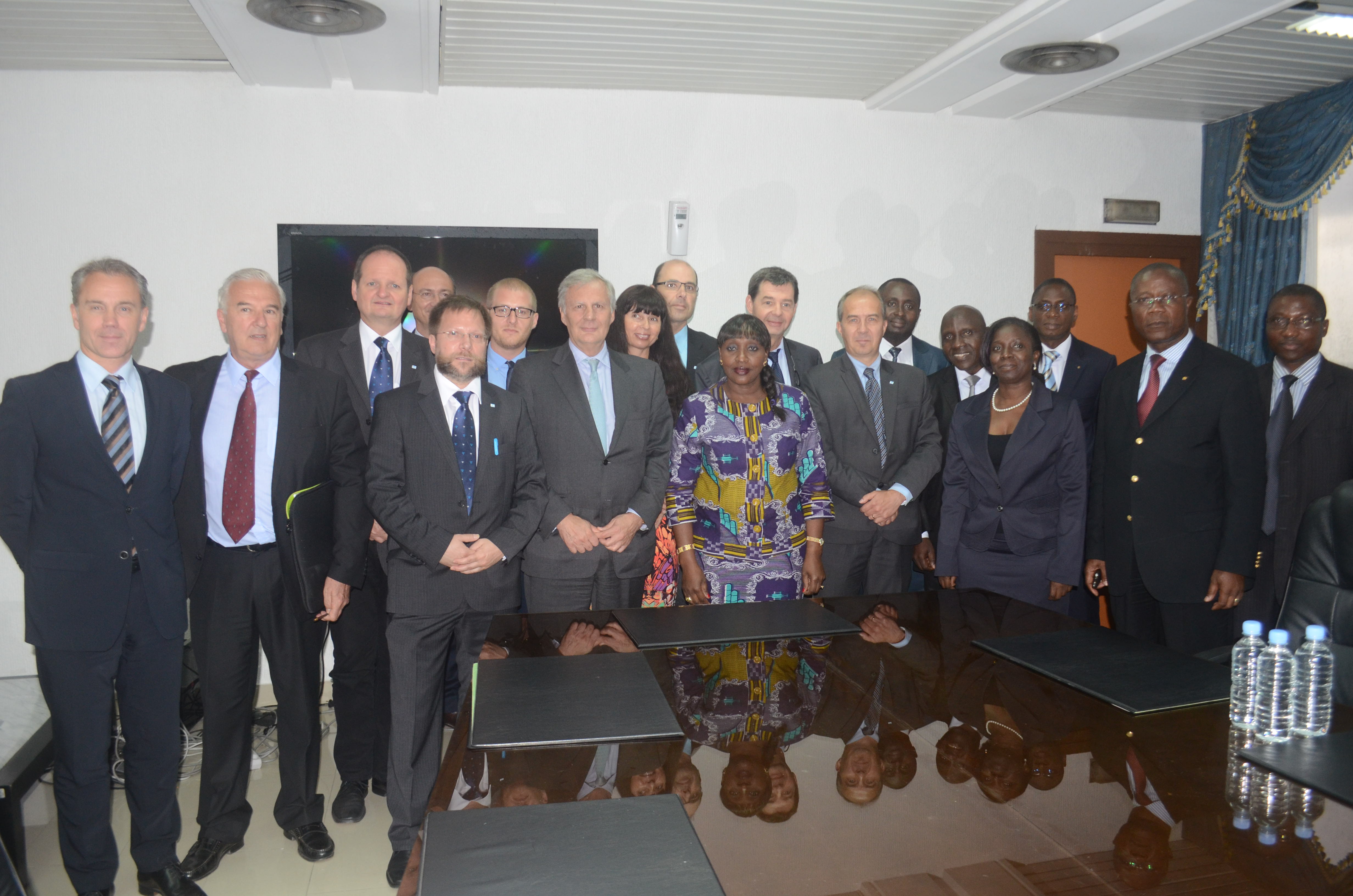 VISITE DU COMITE DE PILOTAGE POUR LA REHABILITATION ET LA CONSTRUCTION DE CERTAINES INFRASTRUCTURES SANITAIRES EN COTE D'IVOIRE ET AUDIENCE AU CABINET DU MSLS