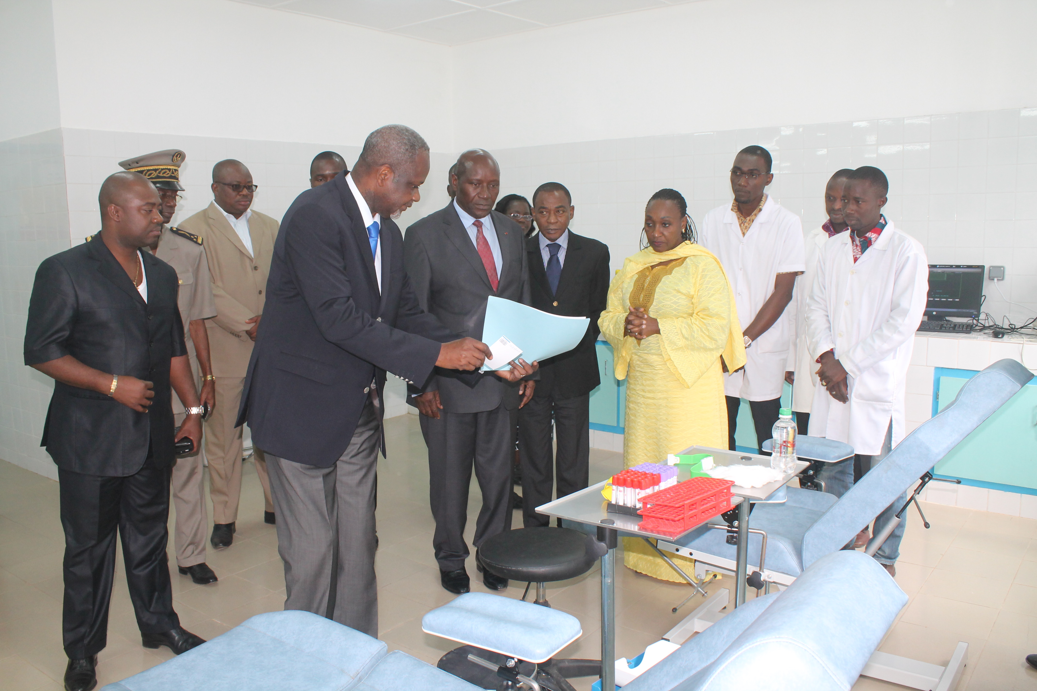 SANTE/ En prélude à la visite d’Etat du Président de la République dans la région du Iffou

Le Premier ministre Duncan visite le futur centre de transfusion sanguine de Daoukro