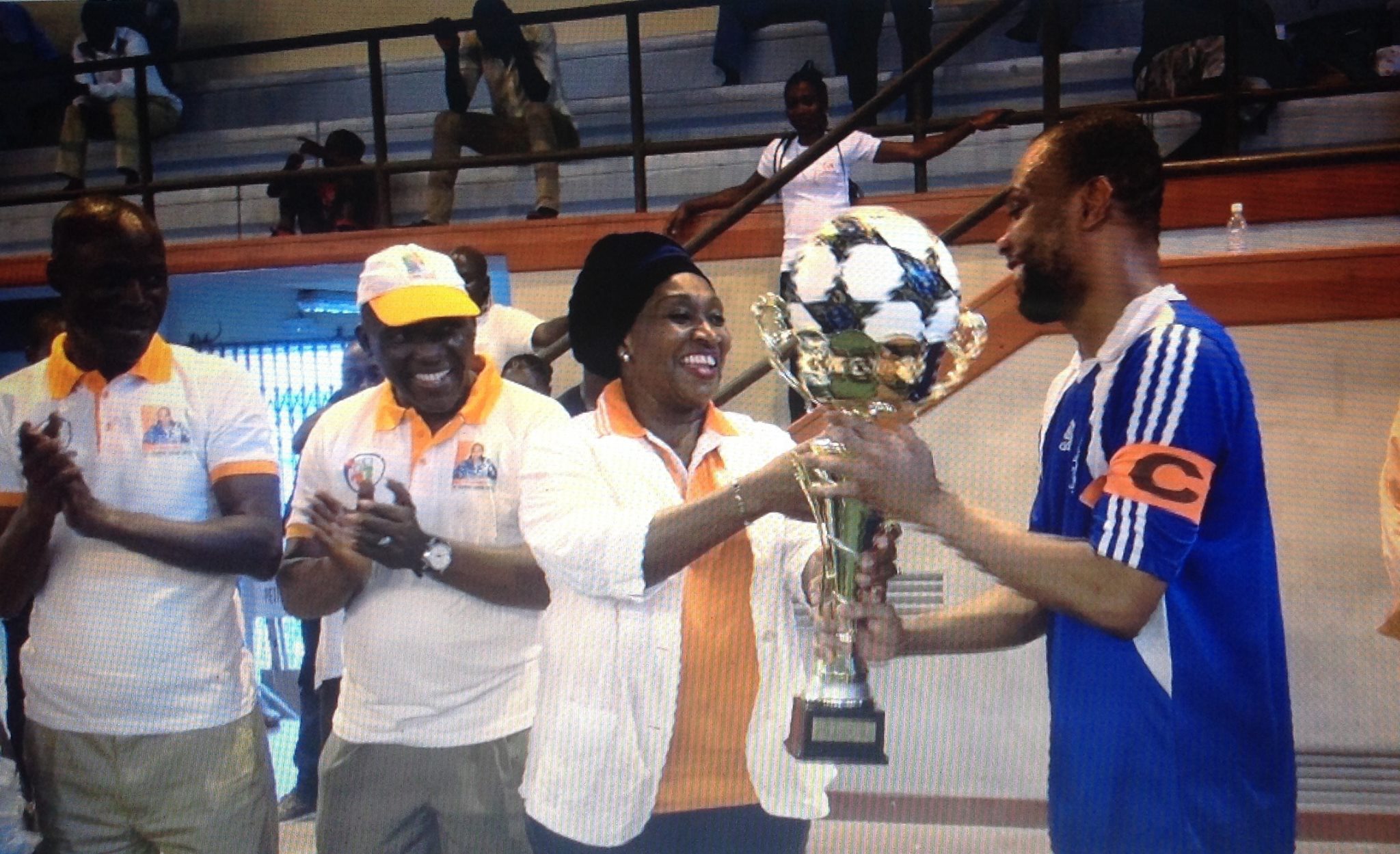 Santé/  Tournoi de maracana « ma santé, ma vie » doté du trophée Dr Raymonde Goudou COFFIE.

L’équipe du CHU de Treichville enlève le trophée.

La 1ère édition