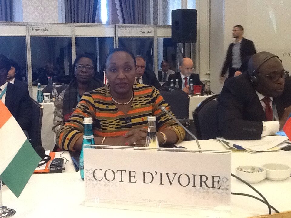 65ème session du Comité Régional de l’OMS pour l’Afrique
LA COTE D'IVOIRE A L'HONNEUR
La Ministre Raymonde GOUDOU COFFIE élue à l'unanimité pour 3 ans à la tête de GAVI/ Afro francophone et lusophone.......