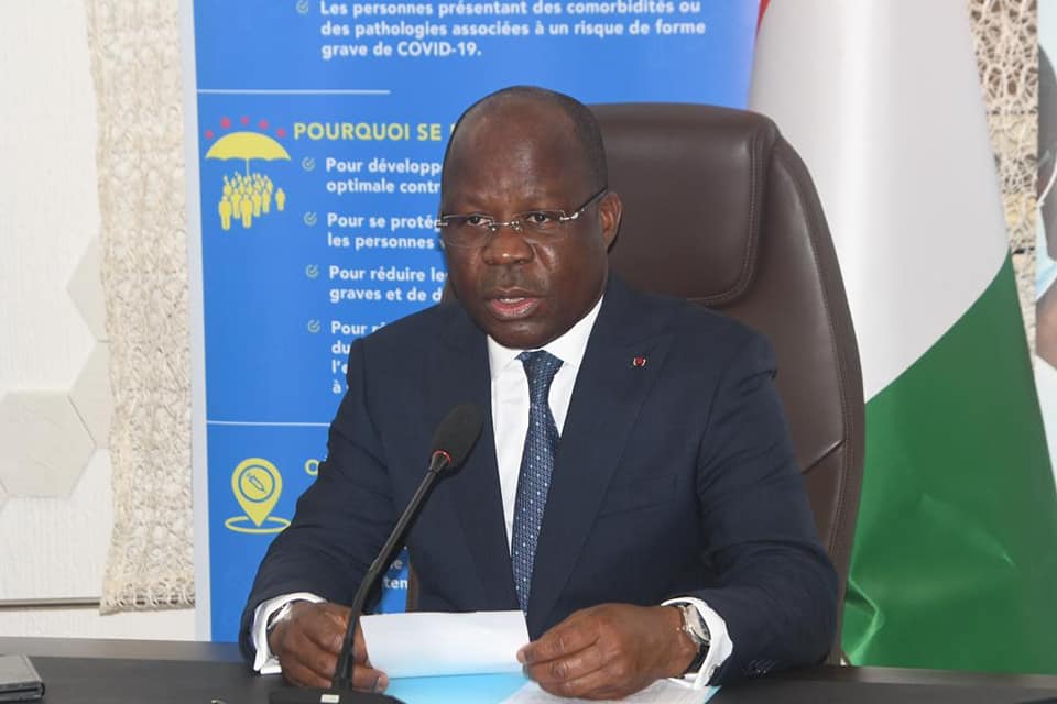 SANTE MÈRE-ENFANT : LE MINISTRE PIERRE DIMBA LANCE LE PROJET << 2>> À BOUAKÉ