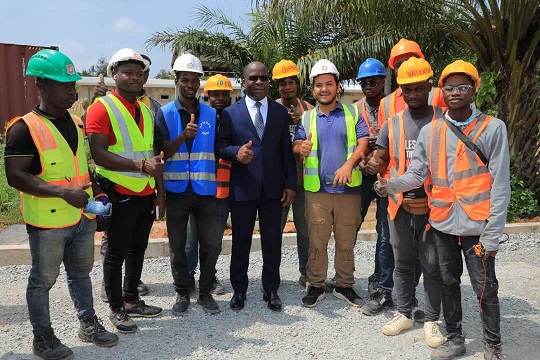 Hôpital Général de Taabo/ Le Ministre Pierre Dimba visite la maternité en construction