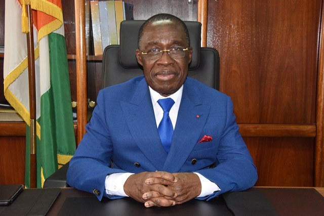Dr AKA AOUELE, Ministre de la Santé et de l'Hygiène Publique de Côte d'Ivoire
